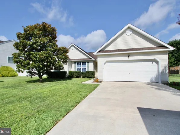 264 S Ember Dr, Felton, DE 19943