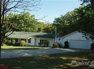 20321 Cedar Ct, Warrenton, MO 63383