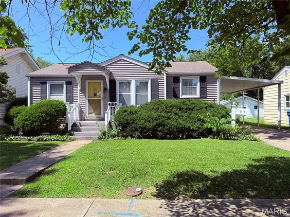 2115 Lynch Ave, Granite City, IL 62040