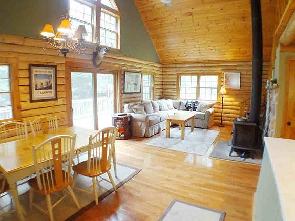 dining area and tv area