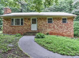 23 Seldom Home Dr, Black Mountain, NC 28711