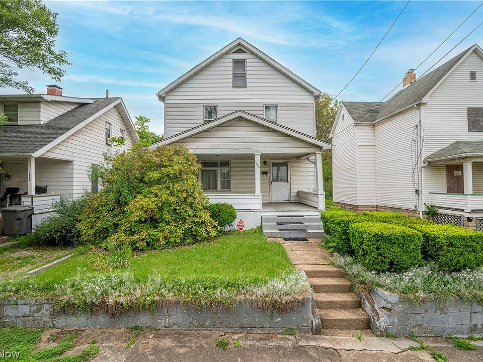 1st image of 1604 1st St