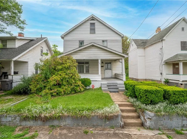 1604 1st St, Youngstown, OH 44509