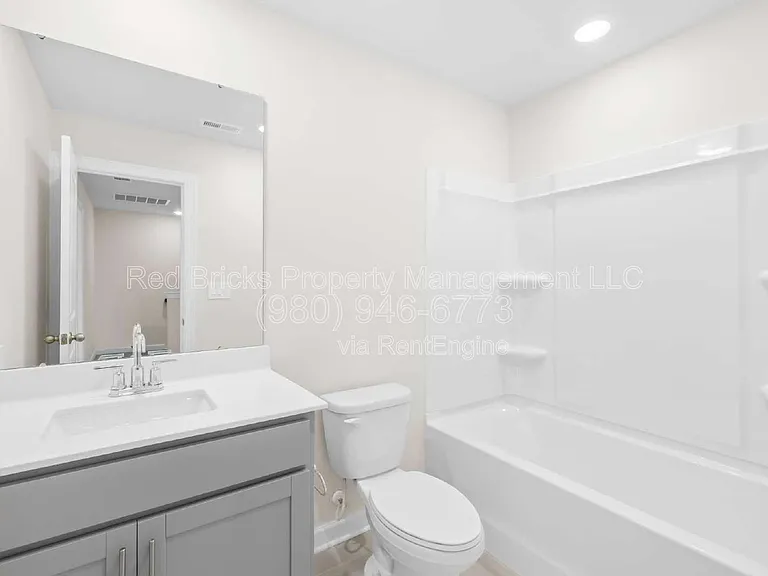 6105 Starview Ter — Photo 16