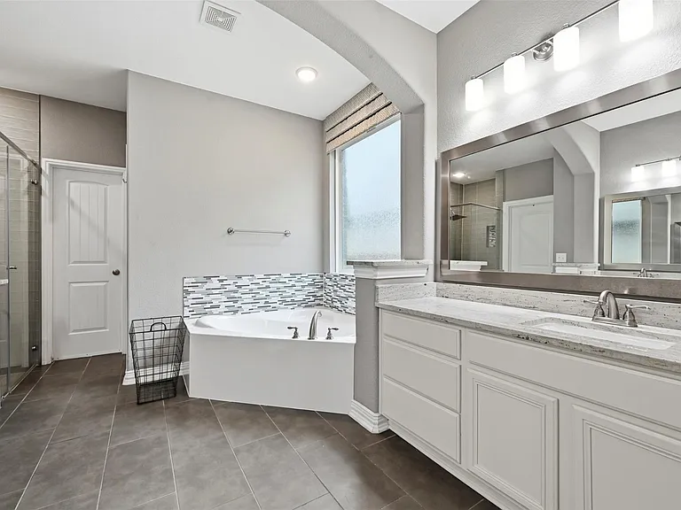 311 Tangerine Dr — Photo 19