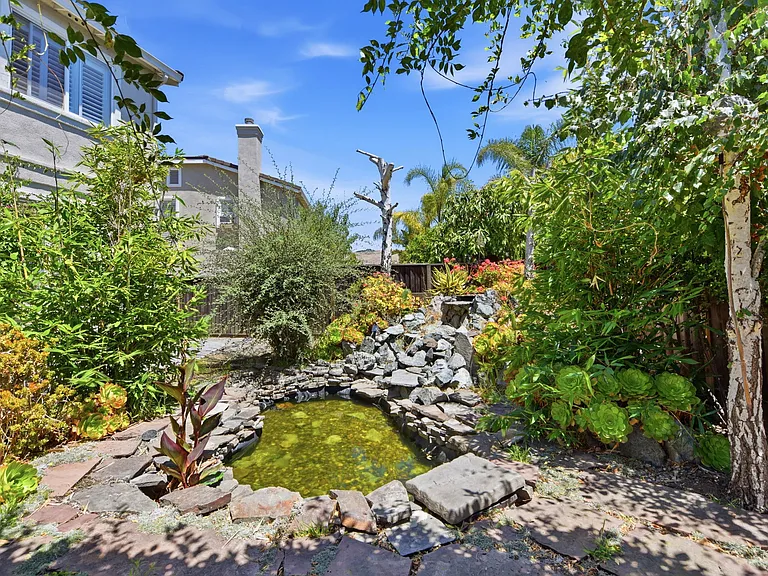 552 Stonehaven Ct — Photo 33