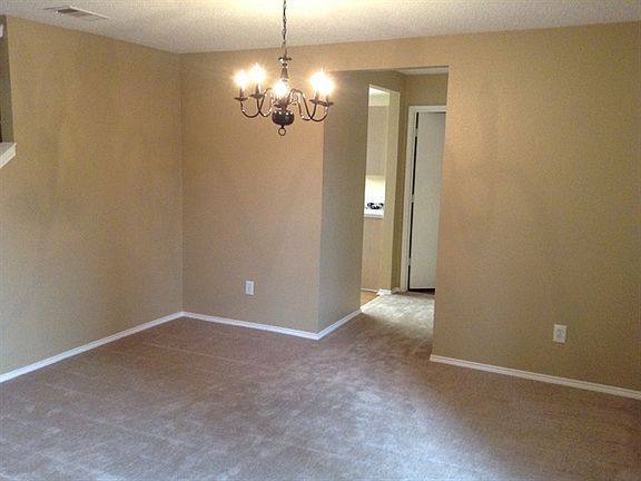 2nd image of 5813 Robins Way