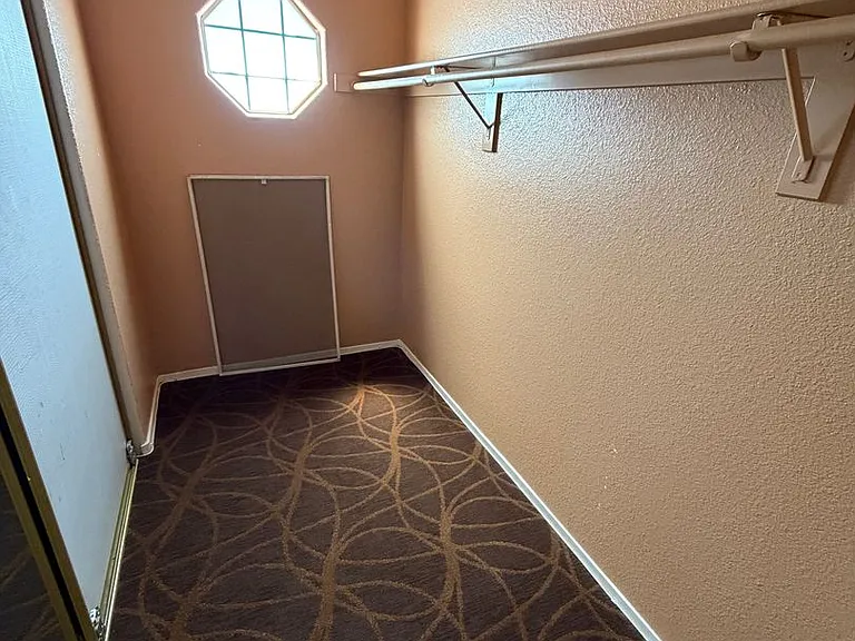 5264 Sacha Way — Photo 17