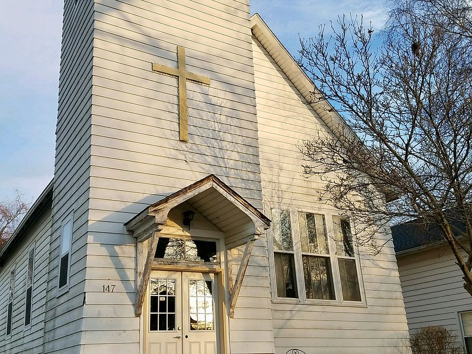 1st image of 147 S Jefferson St