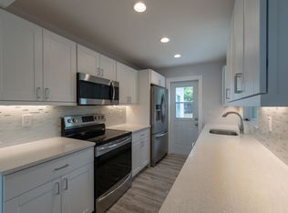 146 SE 9th Ave, Boynton Beach, FL 33435