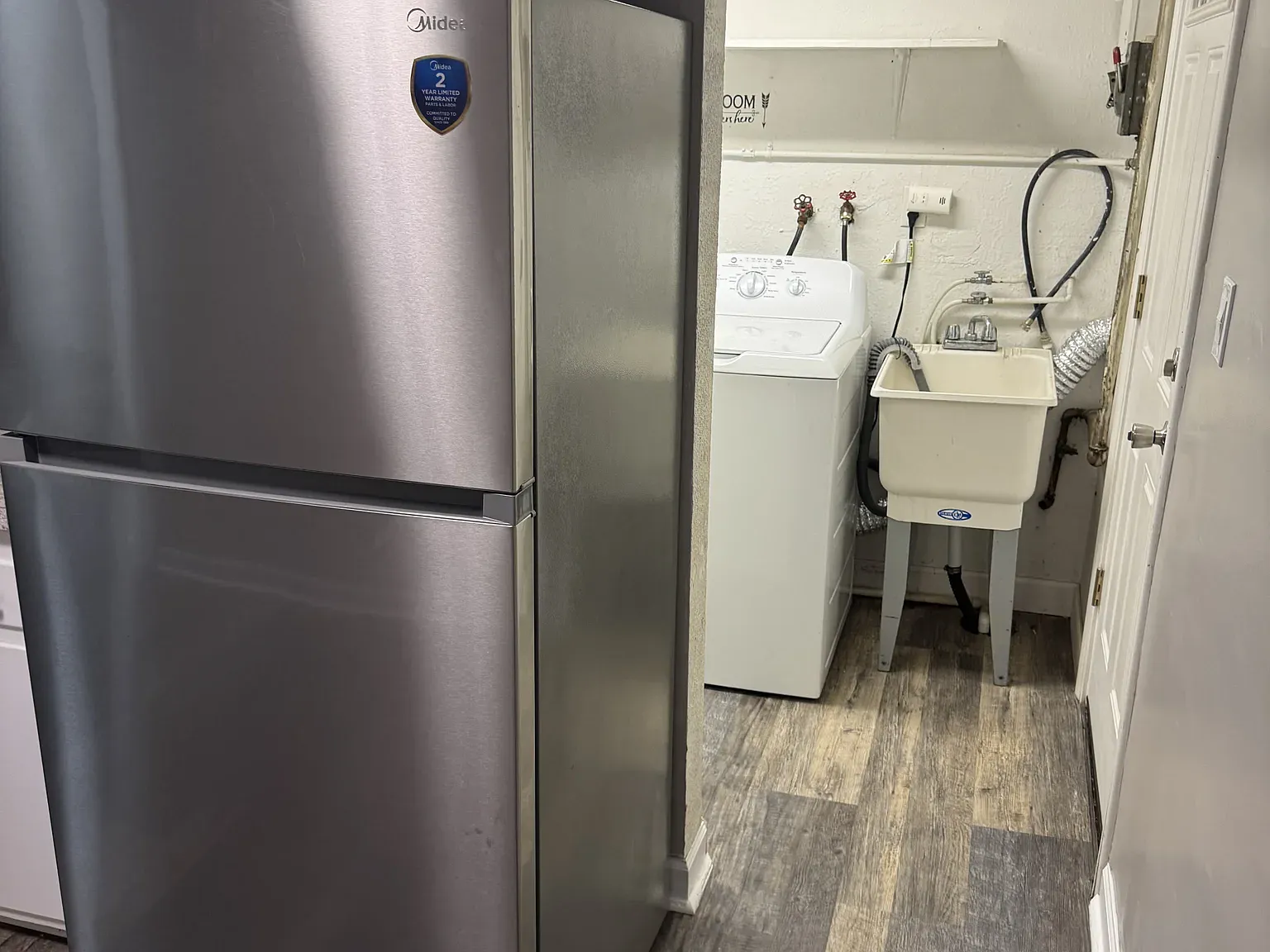 2 bed, 1250 sqft, $1,290 — Photo 3