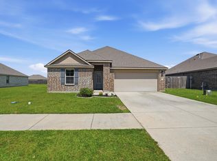 816 Coulee Bend Blvd, Lake Charles, LA 70611