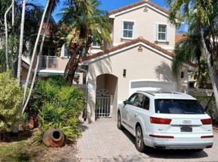 1065 River Birch St, Hollywood, FL 33019