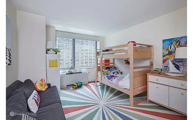 Rented by Douglas Elliman | media 13