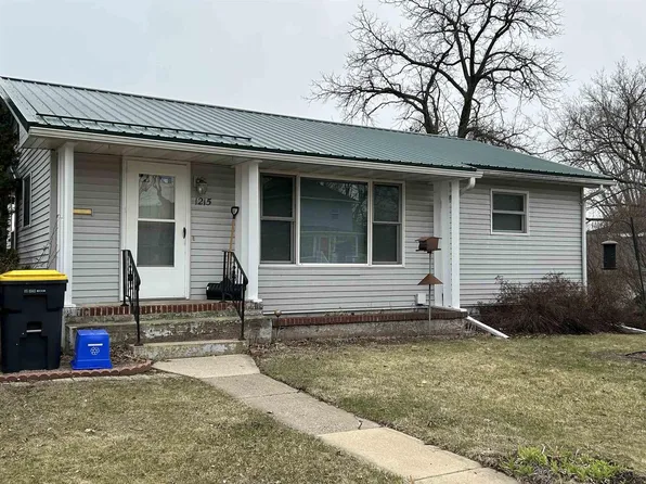 1215 Hollister Avenue, Tomah, WI 54660