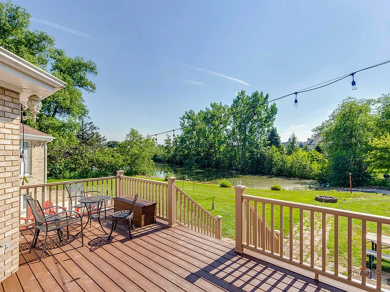 14 Pentwater Dr — Photo 42