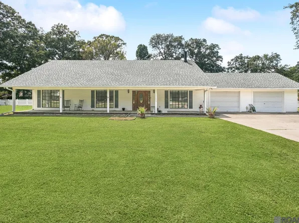 15239 White Oak Run Dr, Pride, LA 70770