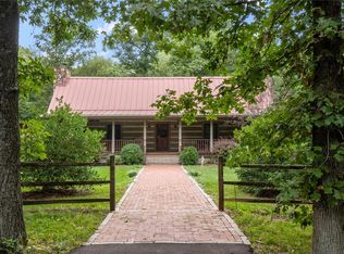 6977 Bittersweet Ln, Coulterville, IL 62237