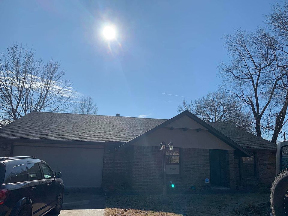 1st image of 3006 W Olive St