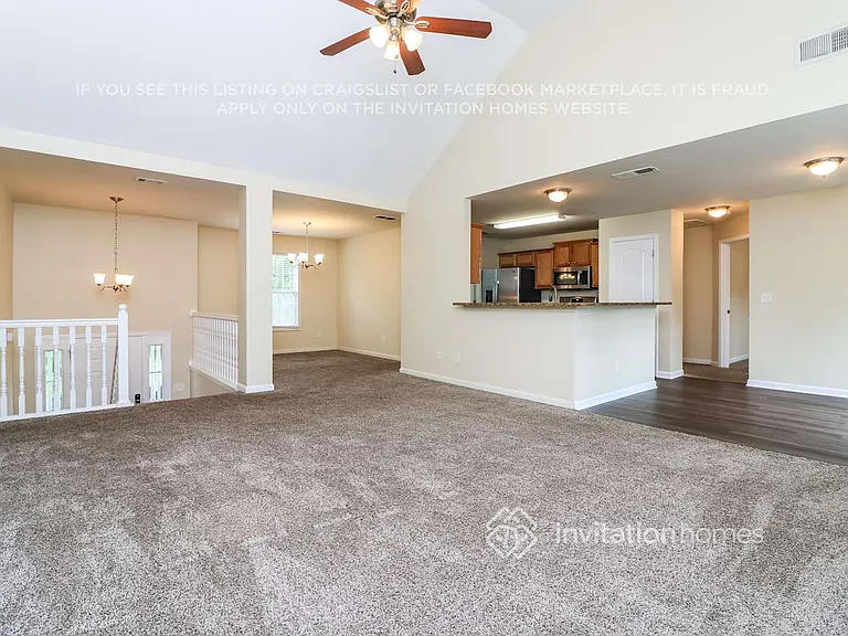 6255 Queensdale Dr — Photo 6