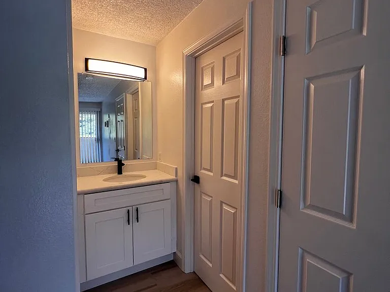 The Ridge Apartments in City Heights — Photo 66