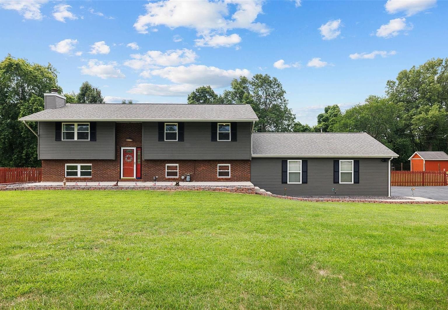 727 E Us Highway 40, Troy, IL 62294 MLS 23048853 Zillow