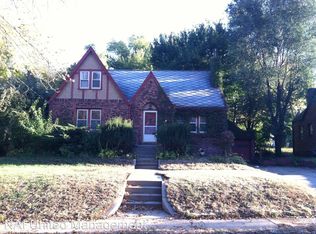 3056 Valley Dr, Sioux City, IA 51104
