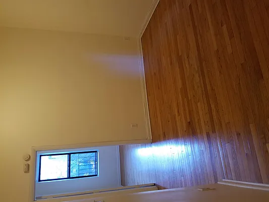 Rented by Compass | media 25