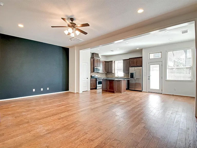 20 Cheswood Manor Ct — Photo 6