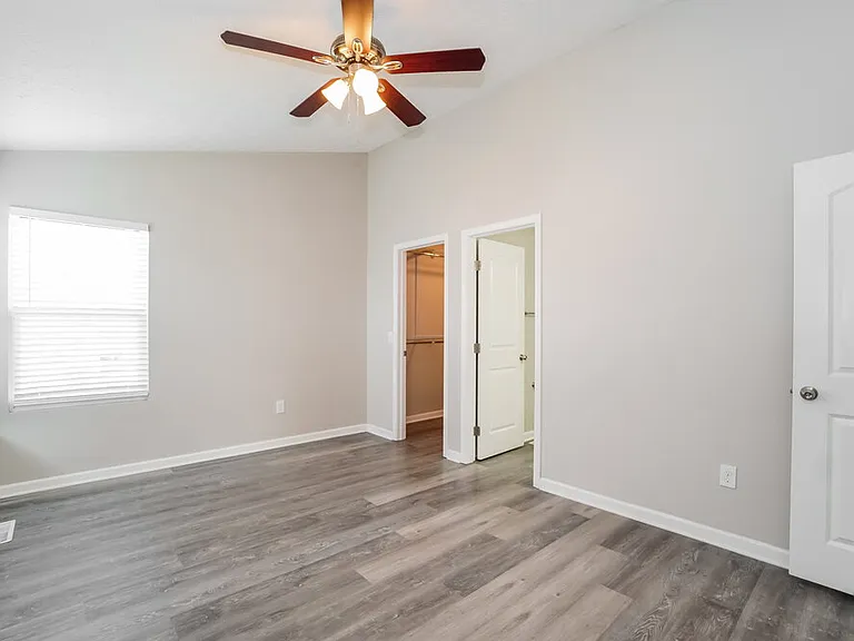 255 Whitewater Ct — Photo 14