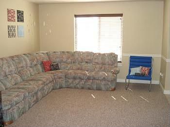 5th image of 484 Blackhawk Dr