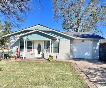 810 E Dewar Ave, Henryetta, OK, 74437