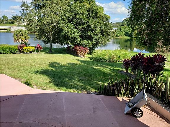 5th image of 234 W Lake Ina Dr