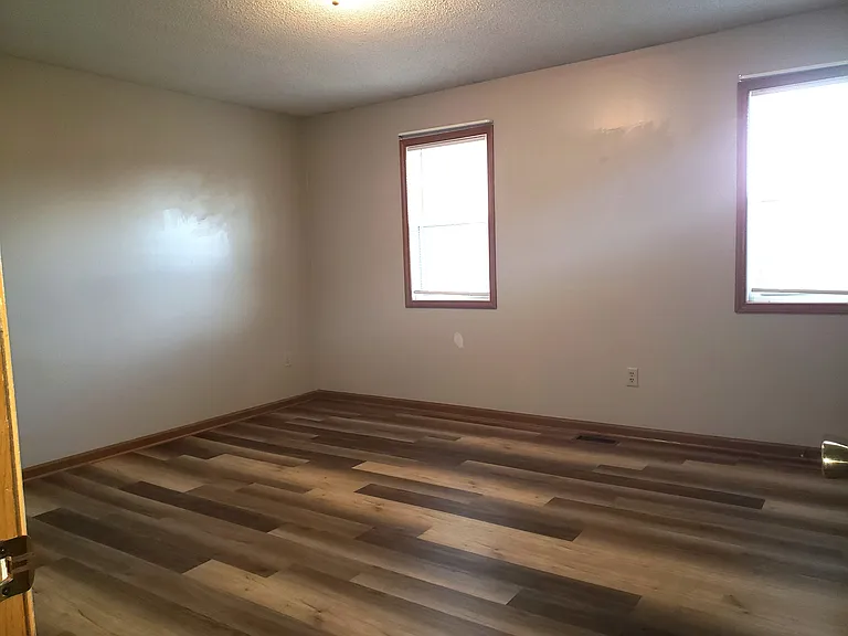 13616 Henry St #1 — Photo 11