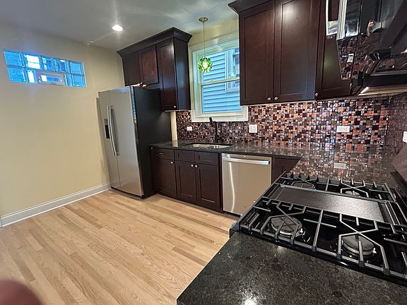 2nd image of 3471 N Kedzie Ave Floor 1