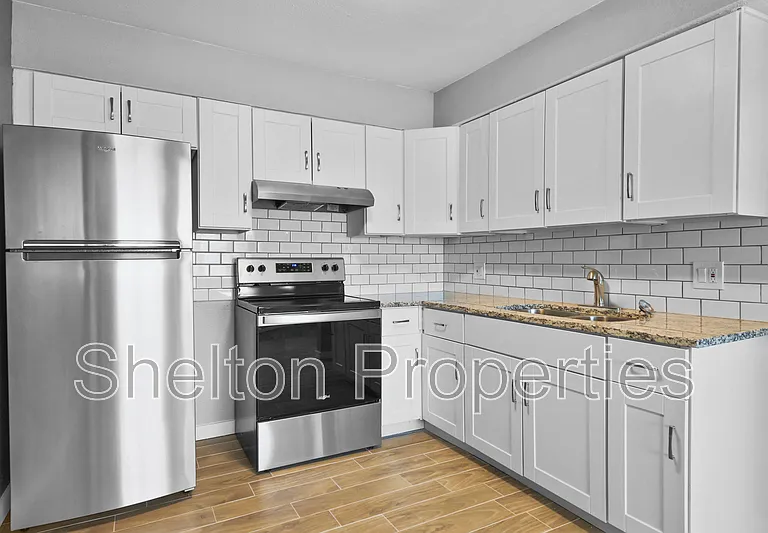 1747 E Virginia Ave #4 — Photo 8
