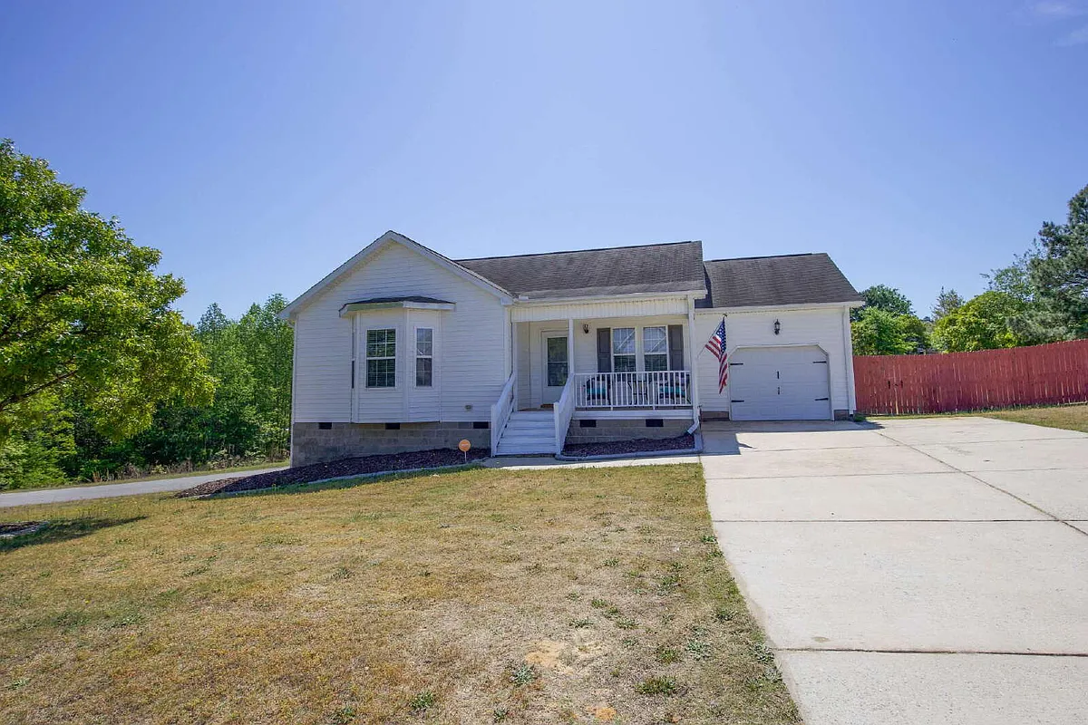 Building Photo - 27 True Blue Dr