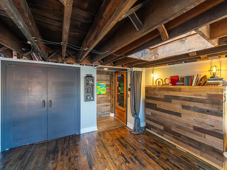 104 W Main St #304 — Photo 5