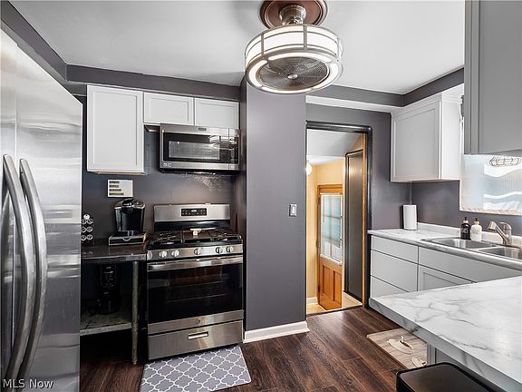 4th image of 6169 Allanwood Dr