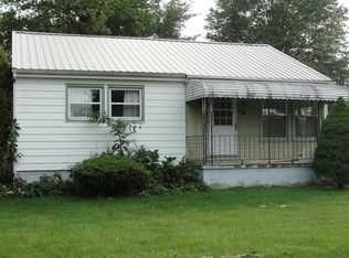 54 Charles St, Tiffin, OH 44883