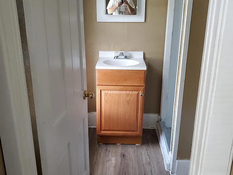 4-150 Sweetwater St #4 — Photo 11