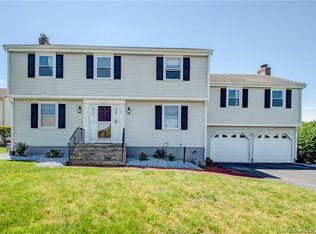 90 Orchard Hill Dr, Wethersfield, CT 06109