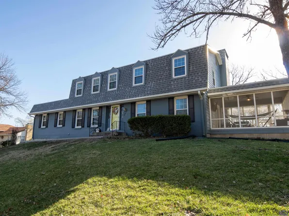 2010 Briarcliff Ln, Emporia, KS 66801