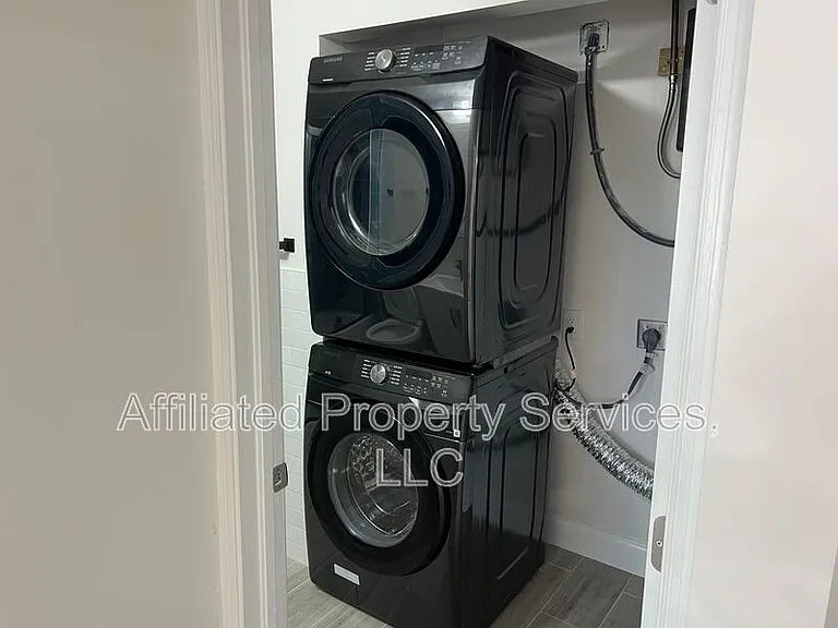 5214 Stacy St #20 — Photo 4