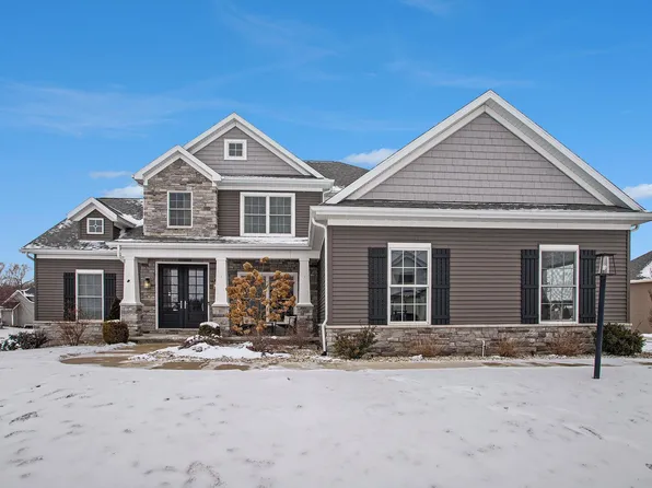 18399 Donegal Dr, South Bend, IN 46637