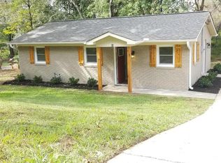 90 Preston St, Easley, SC 29640