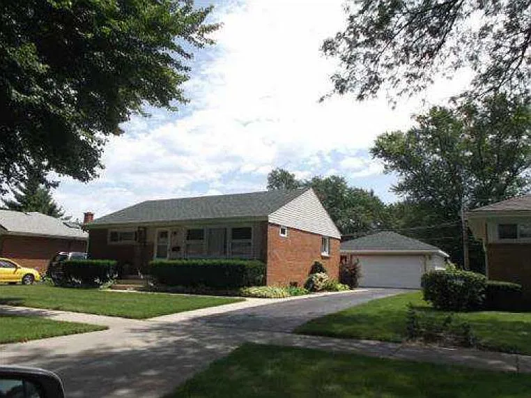1211 Mohawk Dr photo 1