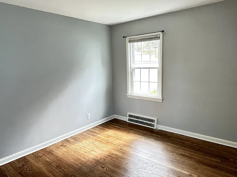 5680 Shawnee Dr — Photo 9