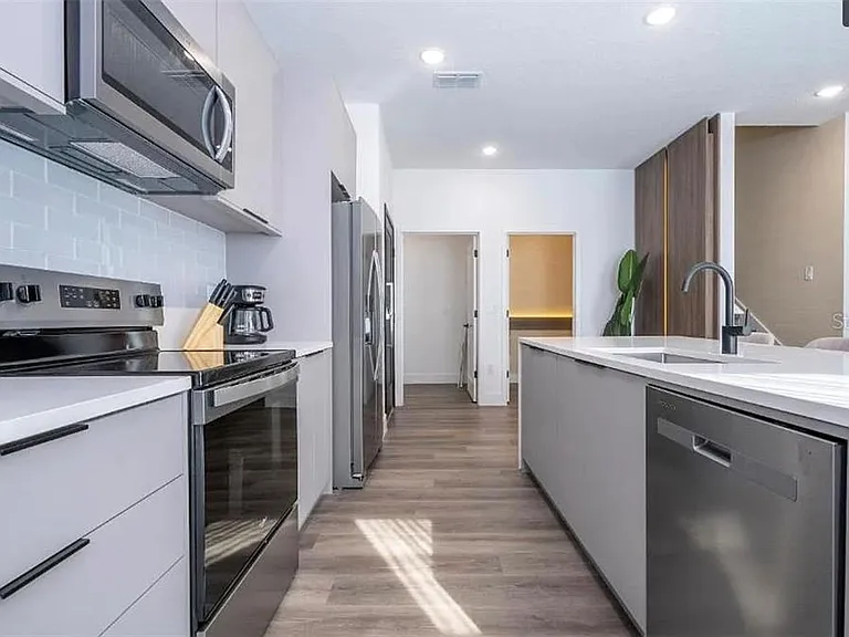 9120 Boracay Ct — Photo 14