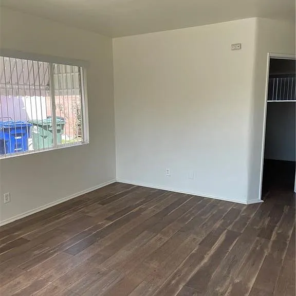 2738 Southern Ave #B — Photo 10